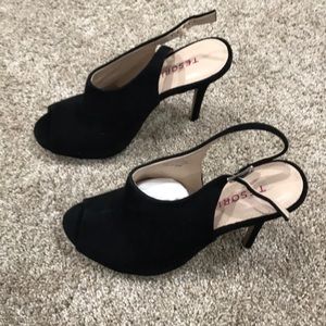 Tesori open toe heel